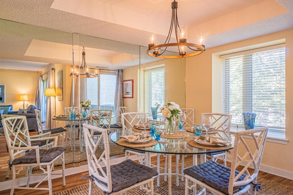 1686 Bluff Villas Renovated Sleeps 8 Walk To Salty Dog Sea Pines هيلتون رئيس جزيرة المظهر الخارجي الصورة