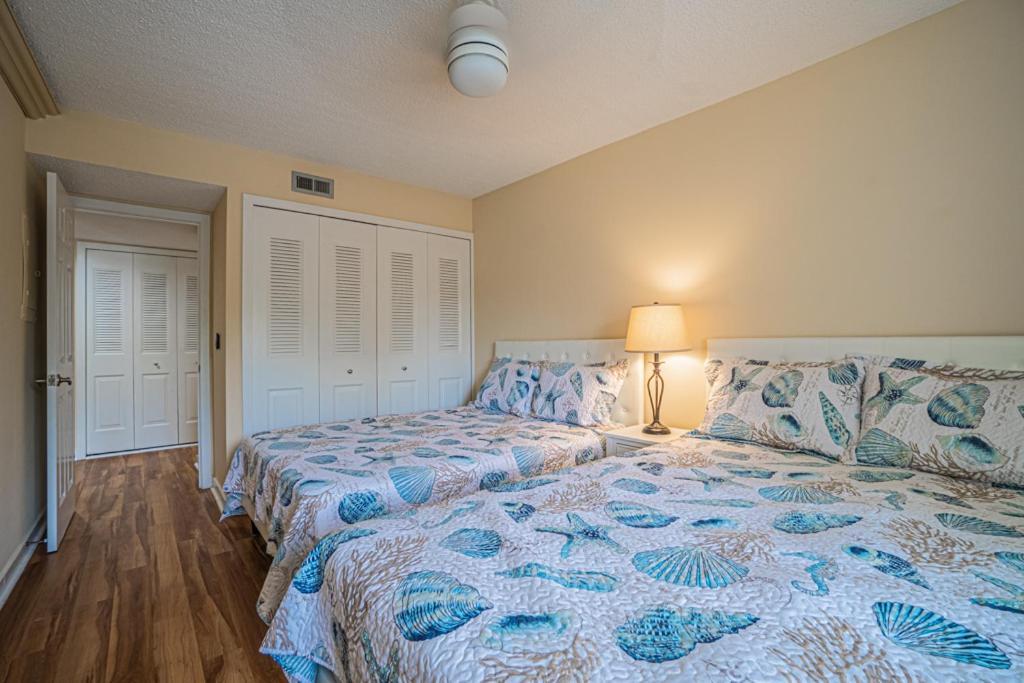 1686 Bluff Villas Renovated Sleeps 8 Walk To Salty Dog Sea Pines هيلتون رئيس جزيرة المظهر الخارجي الصورة