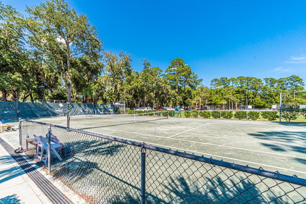 1686 Bluff Villas Renovated Sleeps 8 Walk To Salty Dog Sea Pines هيلتون رئيس جزيرة المظهر الخارجي الصورة